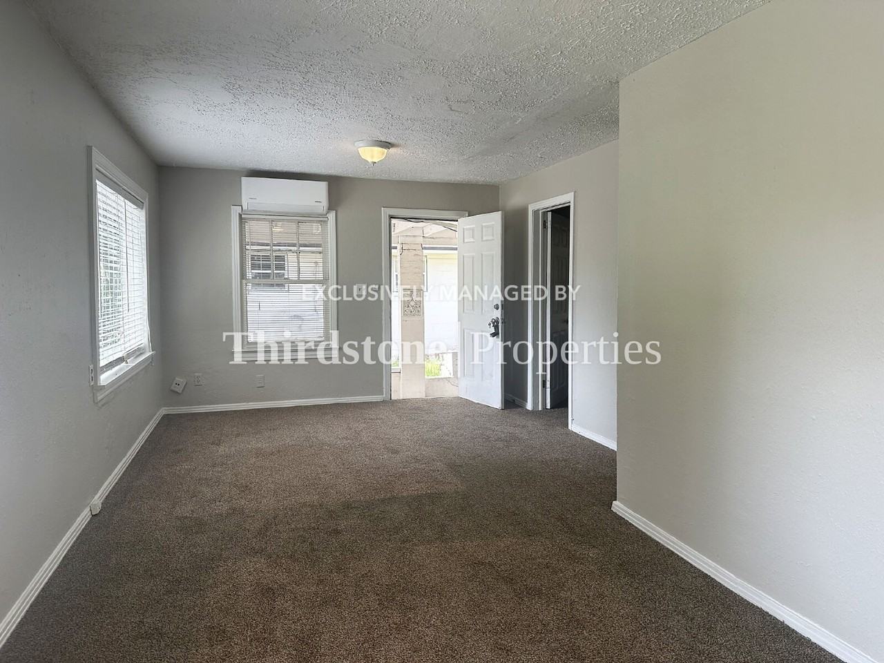 7350 Linda Dr - Photo 4 of 20
