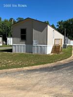 featured image of 1666 Via Roma Dr
