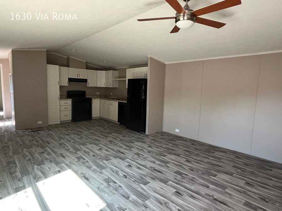 1630 Via Roma Dr - Photo 4 of 10