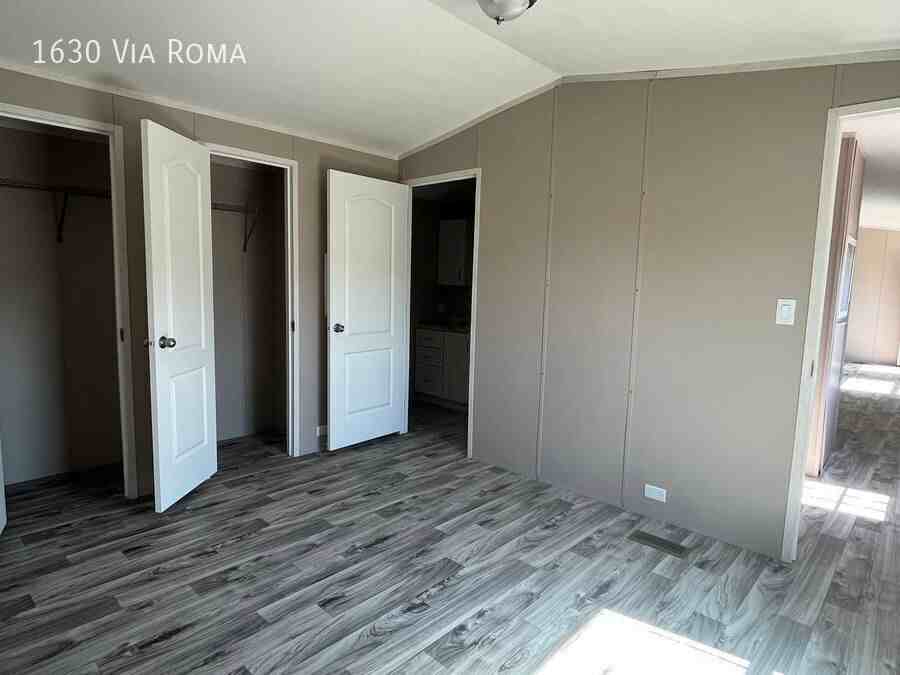 1630 Via Roma Dr - Photo 5 of 10