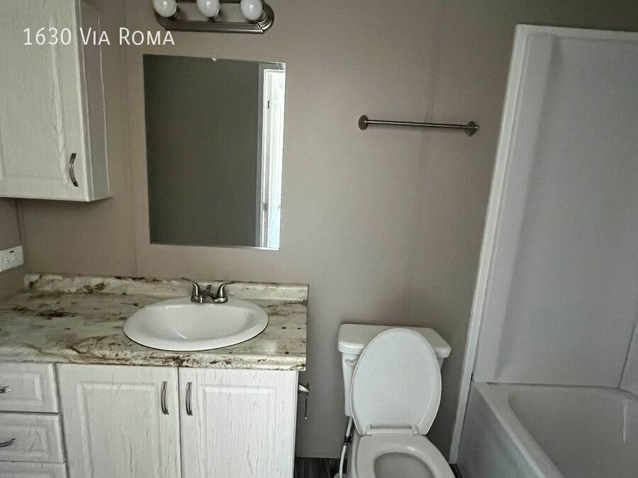 1630 Via Roma Dr - Photo 6 of 10