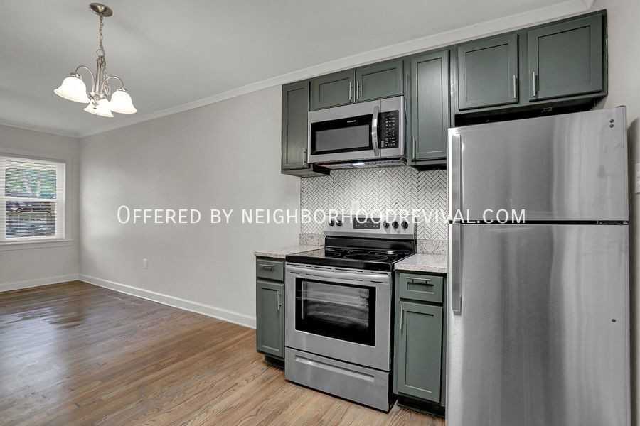140 S Holmes St - Photo 7 of 26