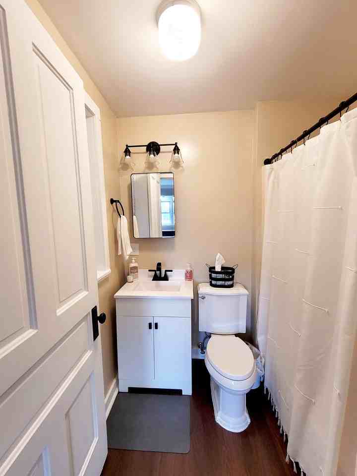 817 Glenlyon Ln #NA - Photo 6 of 15