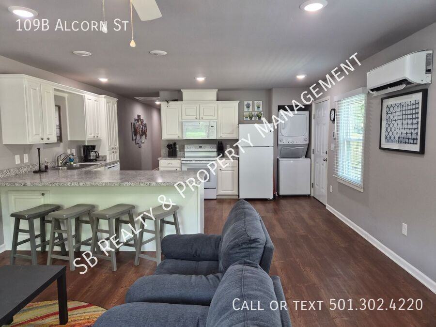 109B Alcorn St - Photo 2 of 19
