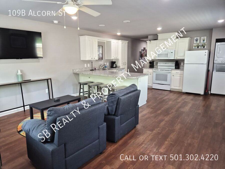 109B Alcorn St - Photo 3 of 19