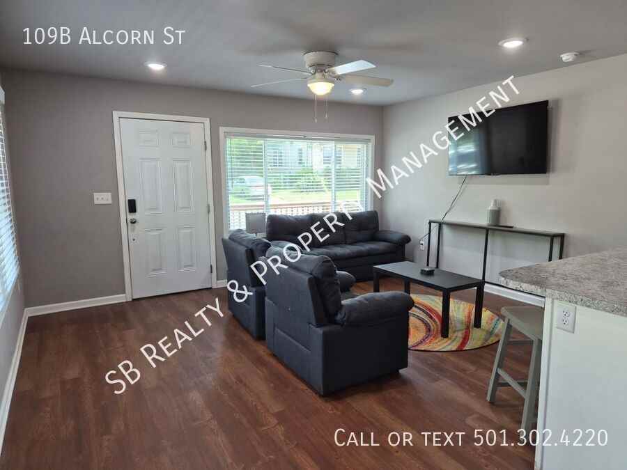 109B Alcorn St - Photo 4 of 19