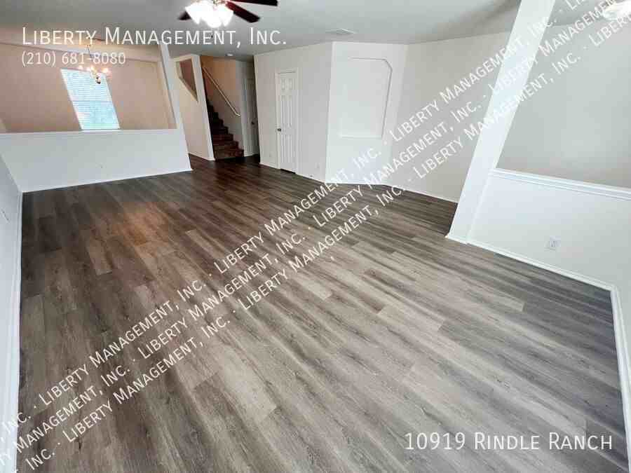 10919 Rindle Rnch - Photo 3 of 42