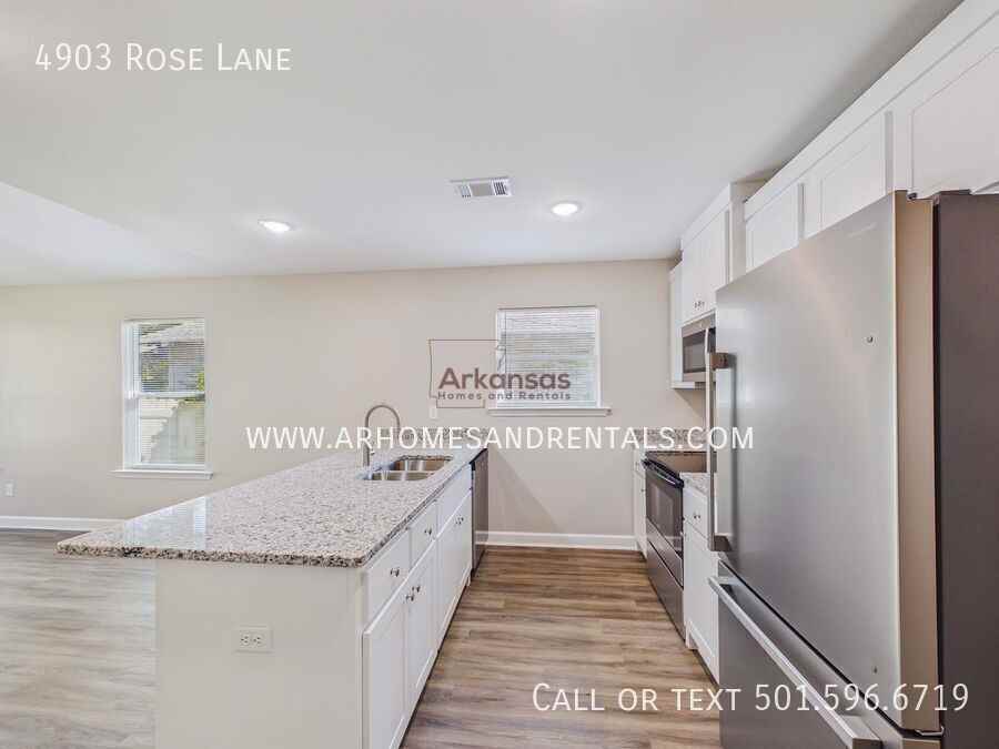 4903 Rose Ln - Photo 5 of 16