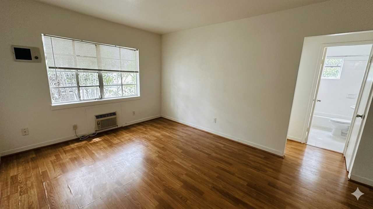 5607 Jackson - 02 #5607-02 - Photo 6 of 10