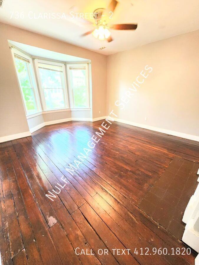 736 Clarissa St #2 - Photo 5 of 8