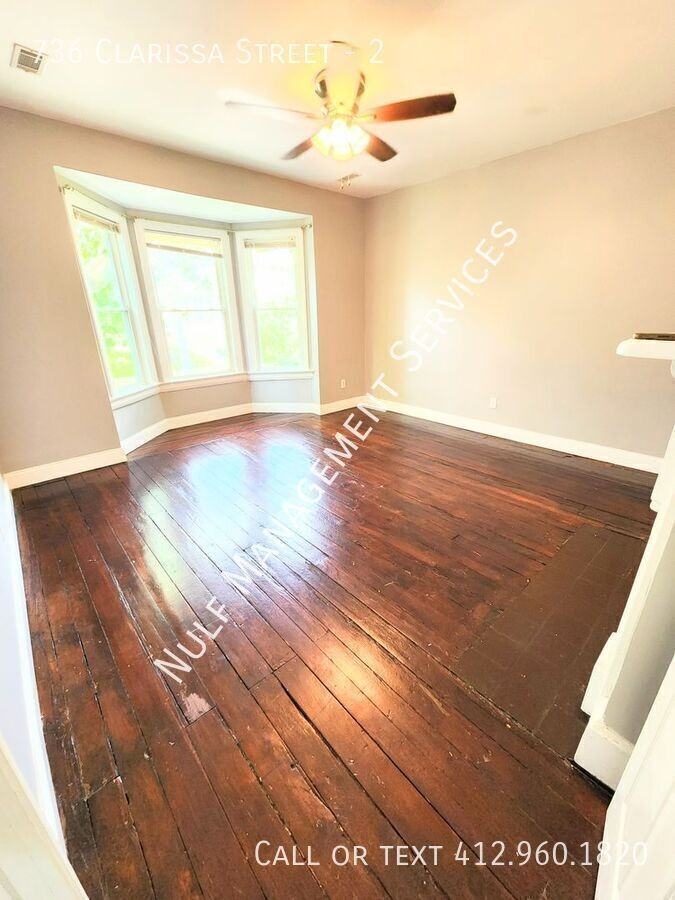 736 Clarissa St #2 - Photo 6 of 8