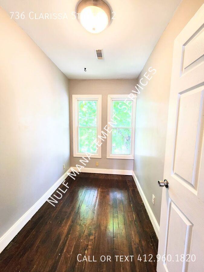736 Clarissa St #2 - Photo 7 of 8