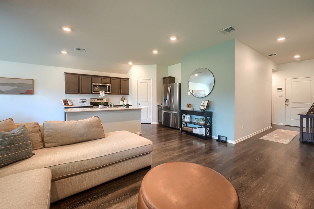 3005 Barnhart Way #1 - Photo 4 of 28