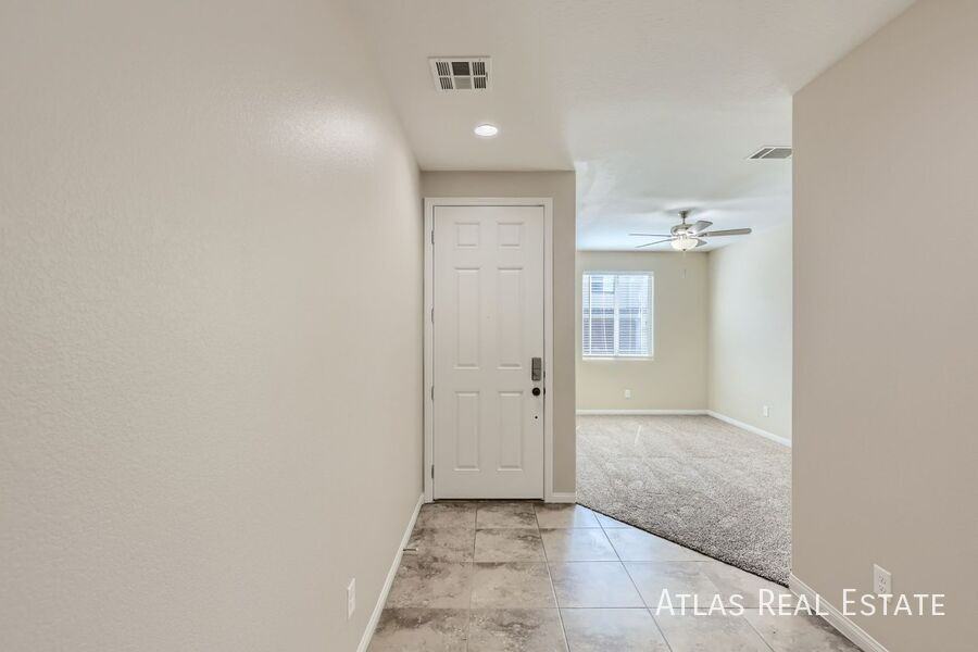 3936 Carol Bailey Ave - Photo 5 of 31