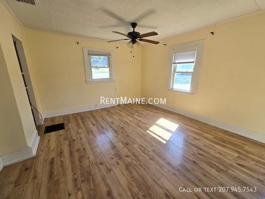 74 Stillwater Ave - Photo 5 of 11