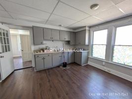 featured image of 204 Maple St #1