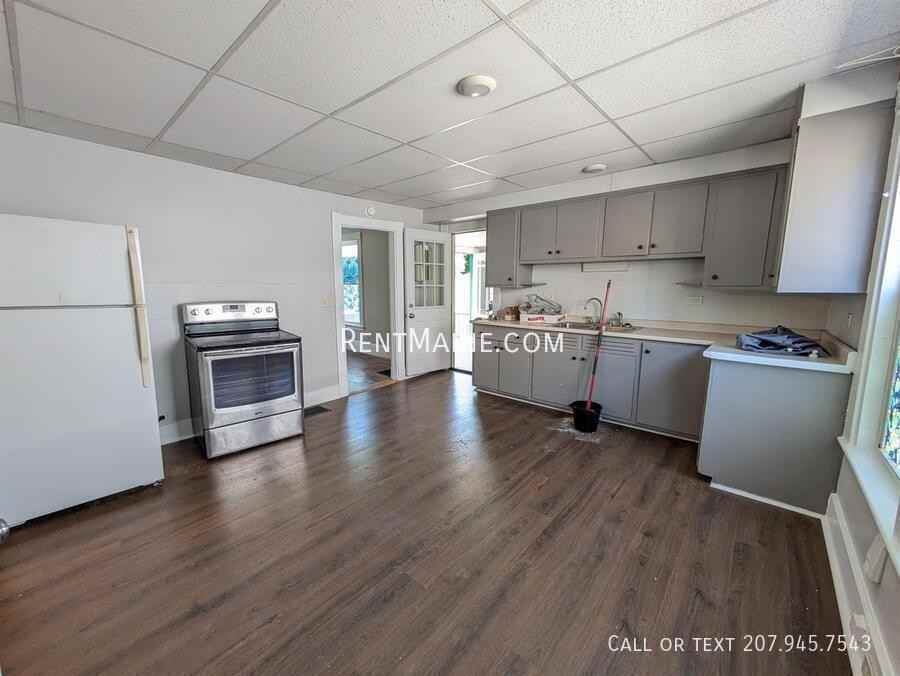 204 Maple St #1 - Photo 3 of 14