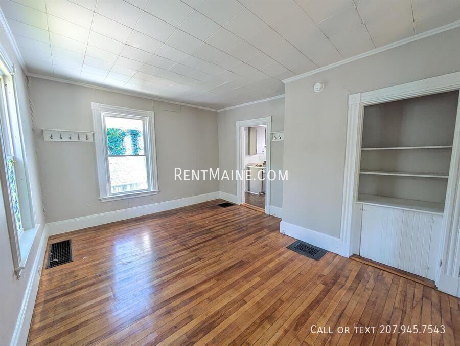204 Maple St #1 - Photo 6 of 14