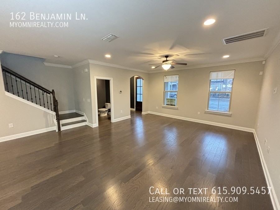 162 Benjamin Ln - Photo 3 of 29