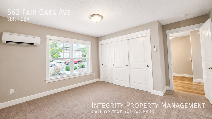 562 Fair Oaks Ave - Photo 5 of 24