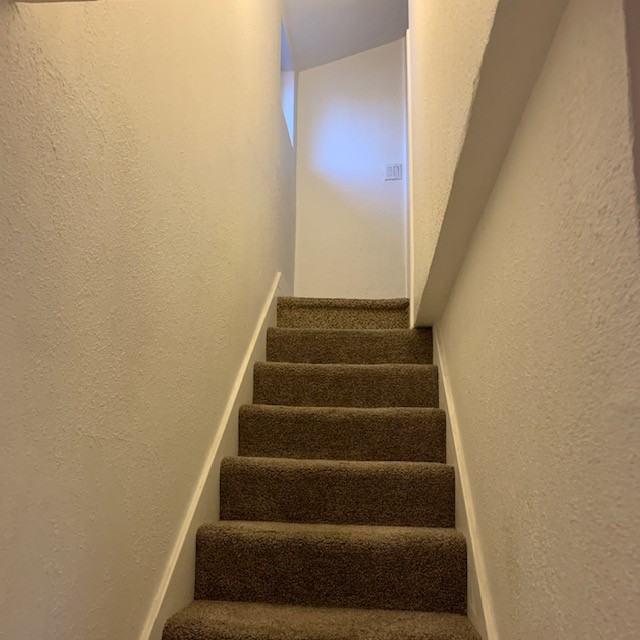 CA - 3541 1/2 Ray St - CT - Photo 3 of 13