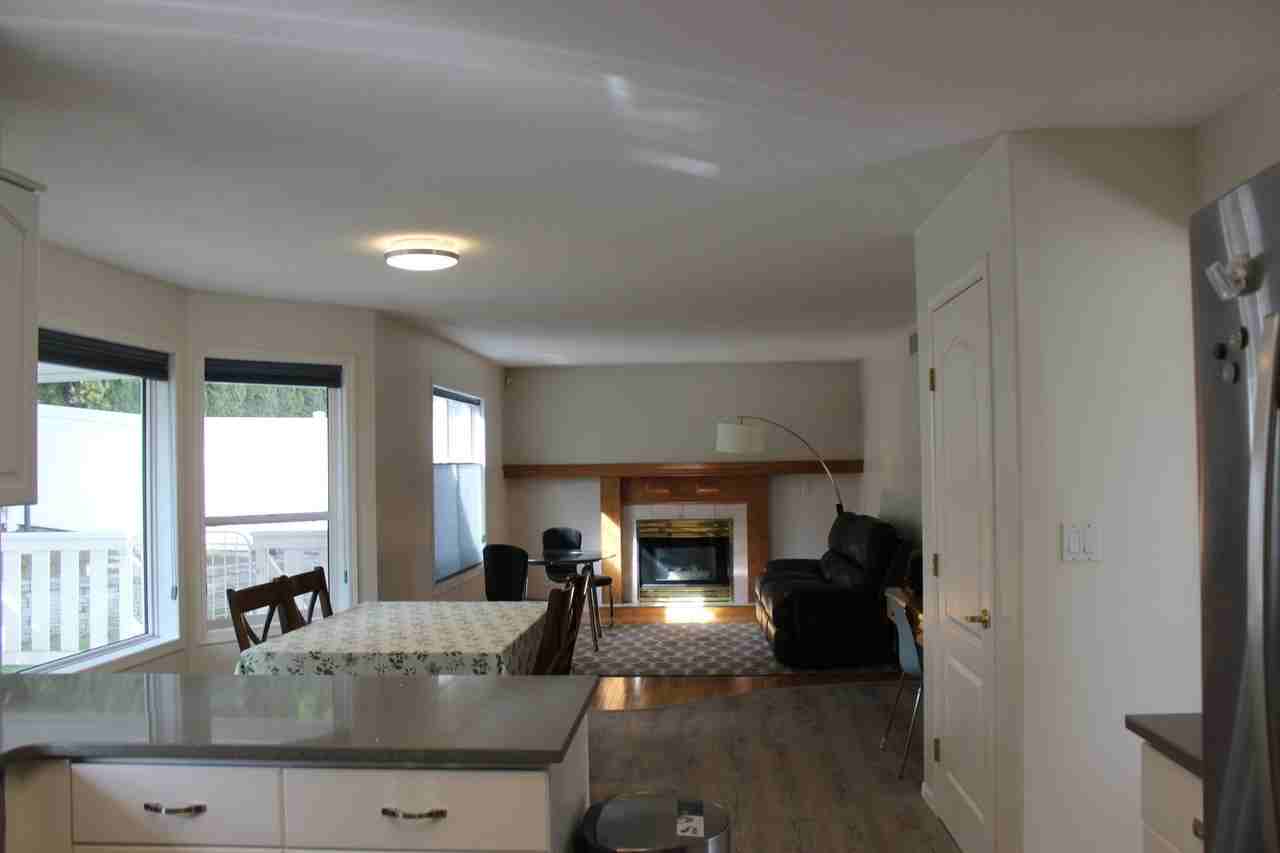 173 Applecrest Crt - Photo 2 of 11