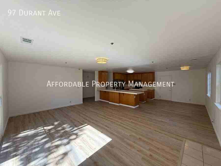 97 Durant Ave - Photo 4 of 19