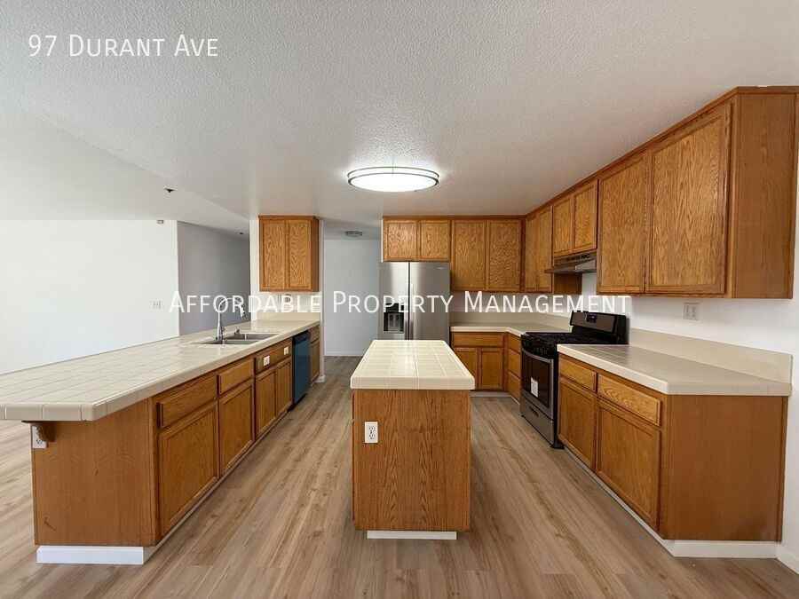 97 Durant Ave - Photo 7 of 19