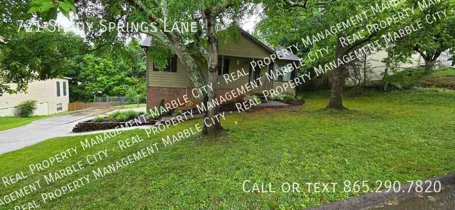 721 Shady Springs Ln - Photo 2 of 31