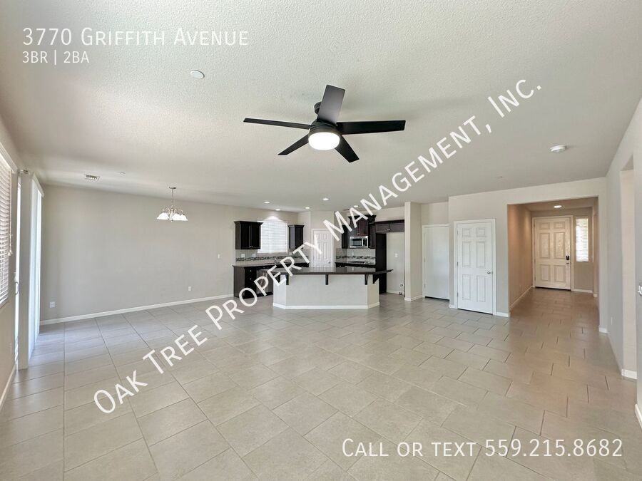 3770 Griffith Ave - Photo 4 of 14