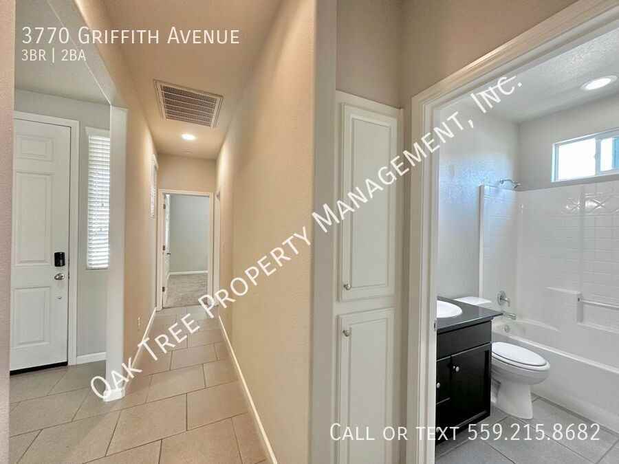 3770 Griffith Ave - Photo 7 of 14