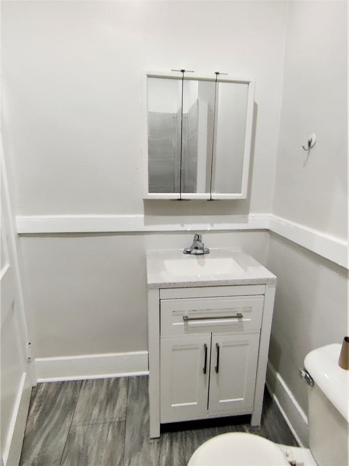 135 / 5,7,9 N Main St - Photo 7 of 9