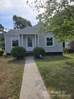 featured image of 1041 Manly St