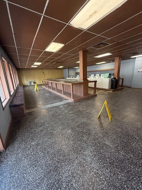 COLLEGE INN - Photo 3 of 12