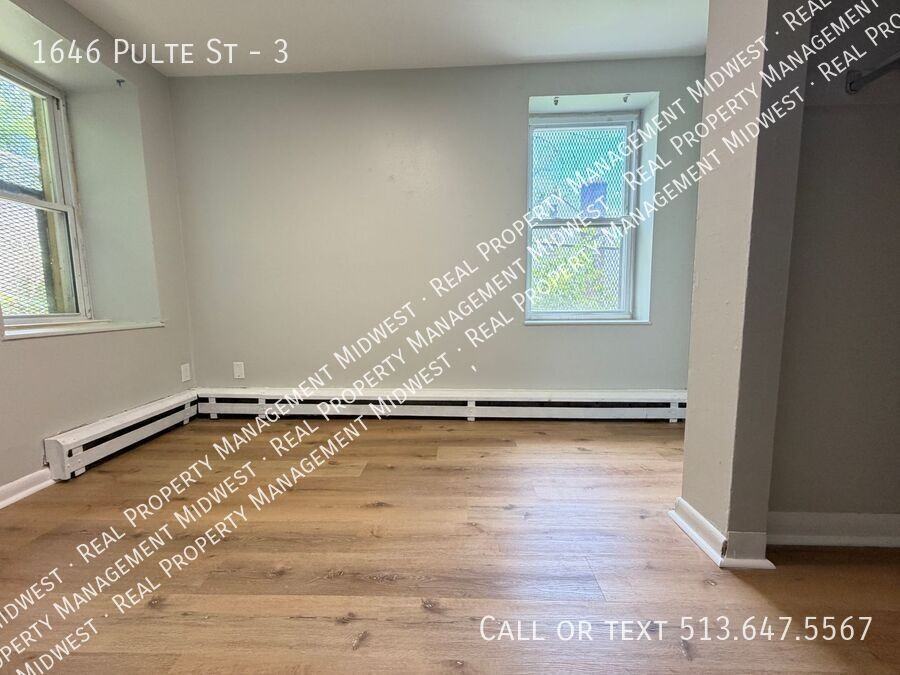 1646 Pulte St #3 - Photo 7 of 10