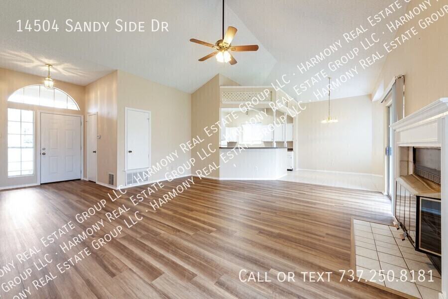 14504 Sandy Side Dr - Photo 2 of 15