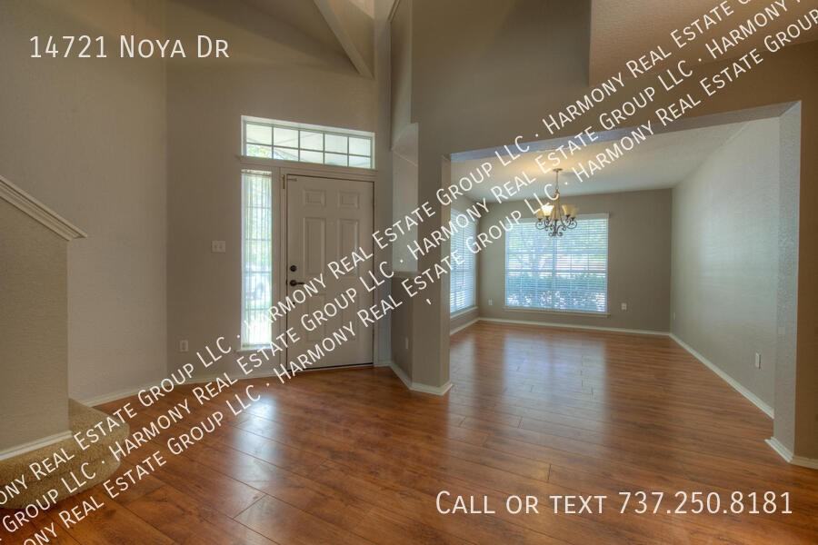14721 Noya Dr - Photo 4 of 21
