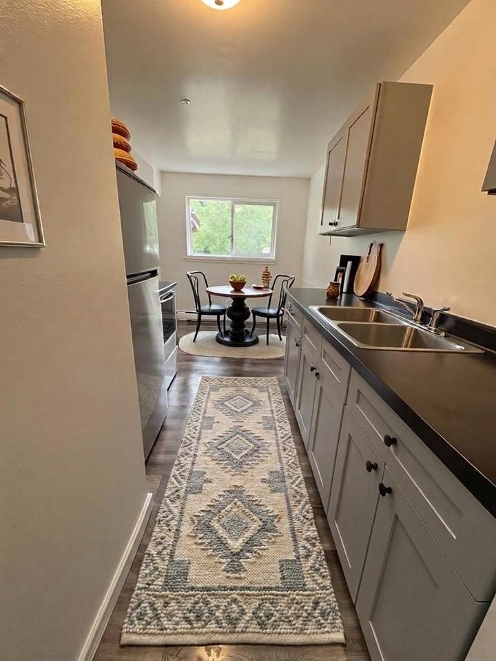 595 Wagner DR. - Photo 3 of 50