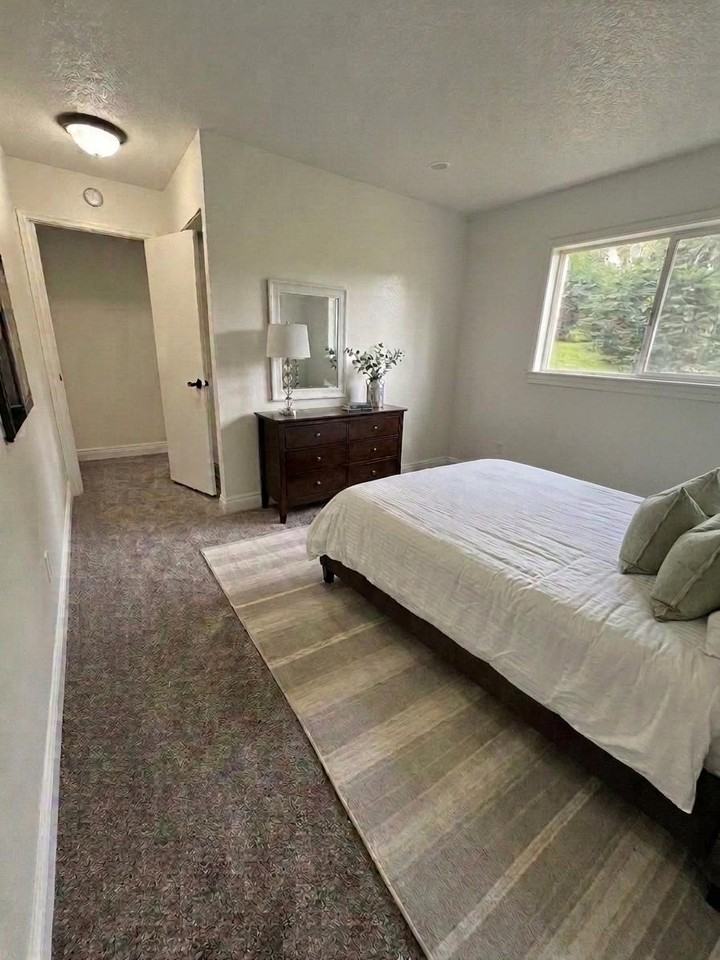 595 Wagner DR. - Photo 5 of 50