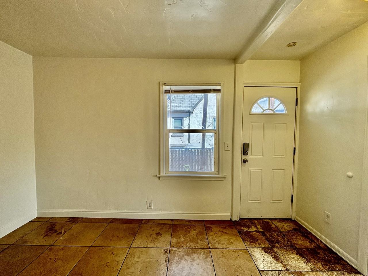 119 E Leslie Ave #2 - Photo 7 of 17