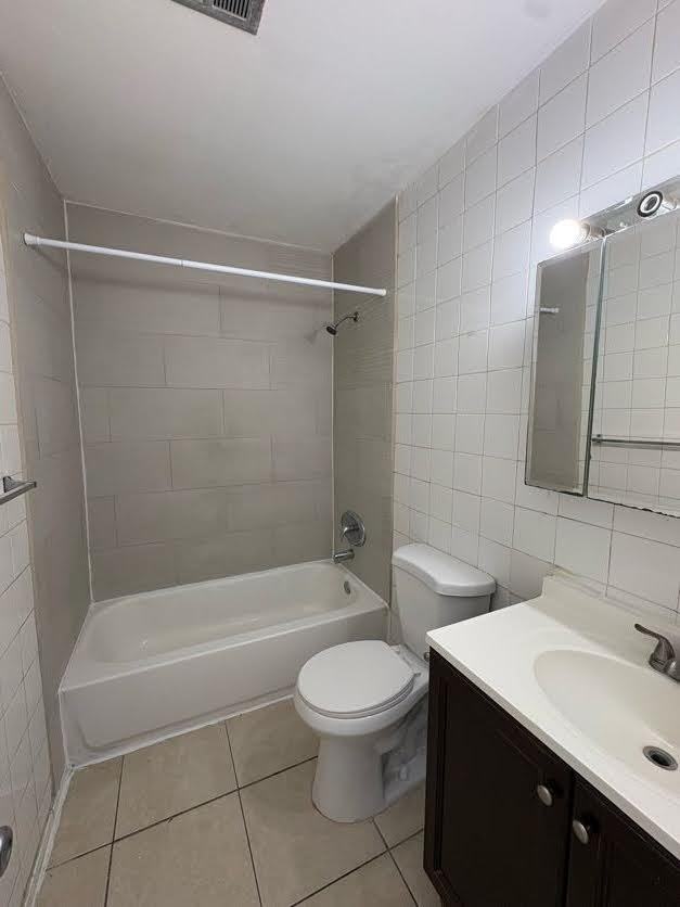 6000 Nw 7th St #22 - Photo 2 of 19