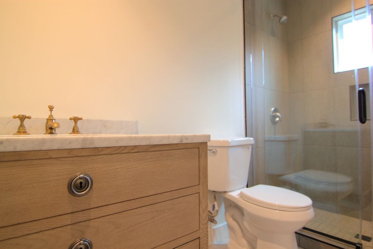 216 Harding Ave - Harding Ave #3 - Photo 5 of 11
