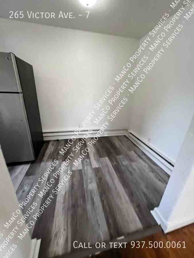 265 Victor Ave #7 - Photo 4 of 8