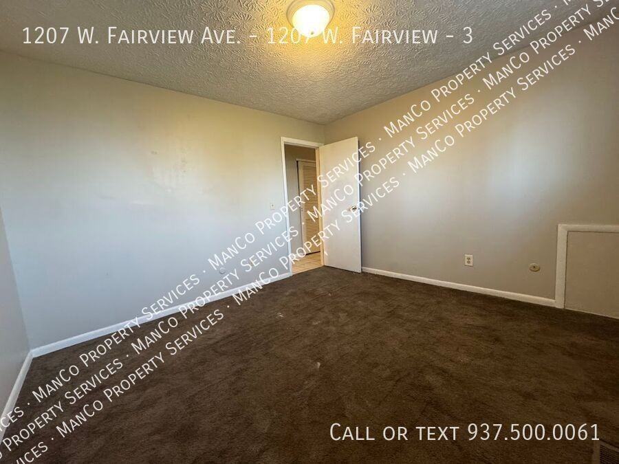 1207 W. Fairview Ave. - 1207 W. Fairview #3 - Photo 2 of 9