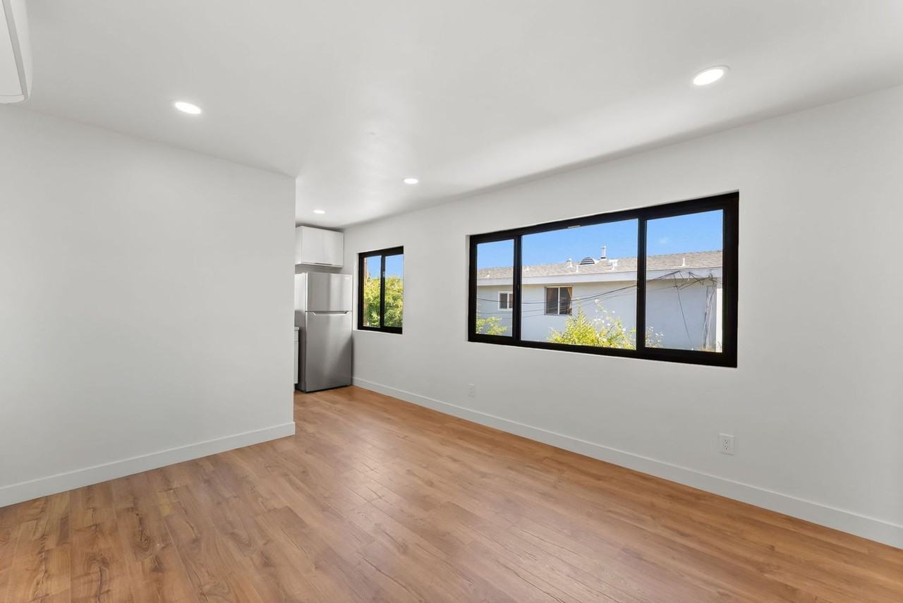 4768 Arizona St #3 - Photo 3 of 14