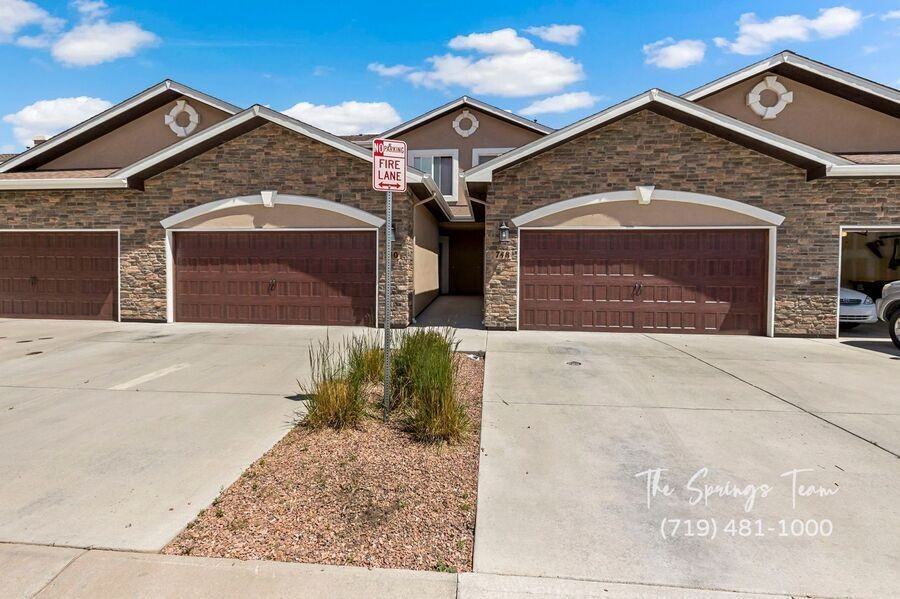 748 Brambleberry Hts