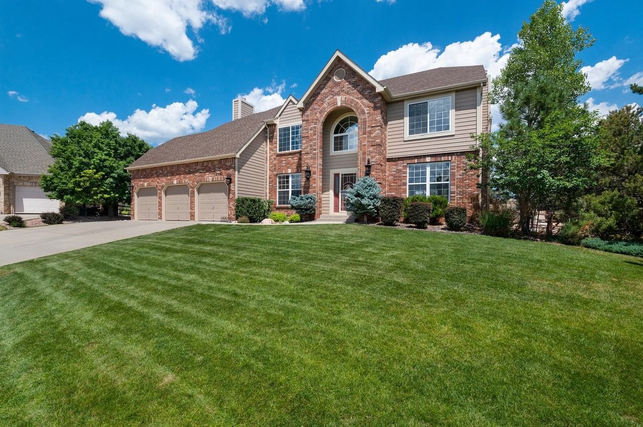 2420 Regal View Ct - Photo 2 of 50