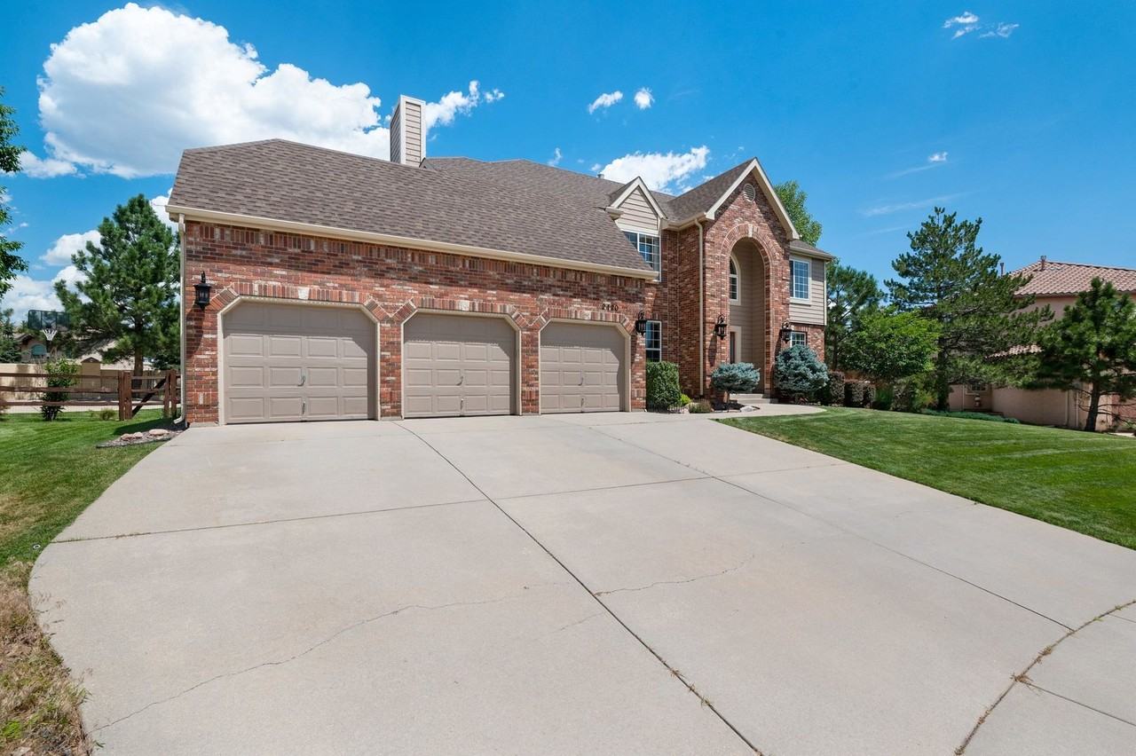 2420 Regal View Ct - Photo 3 of 50