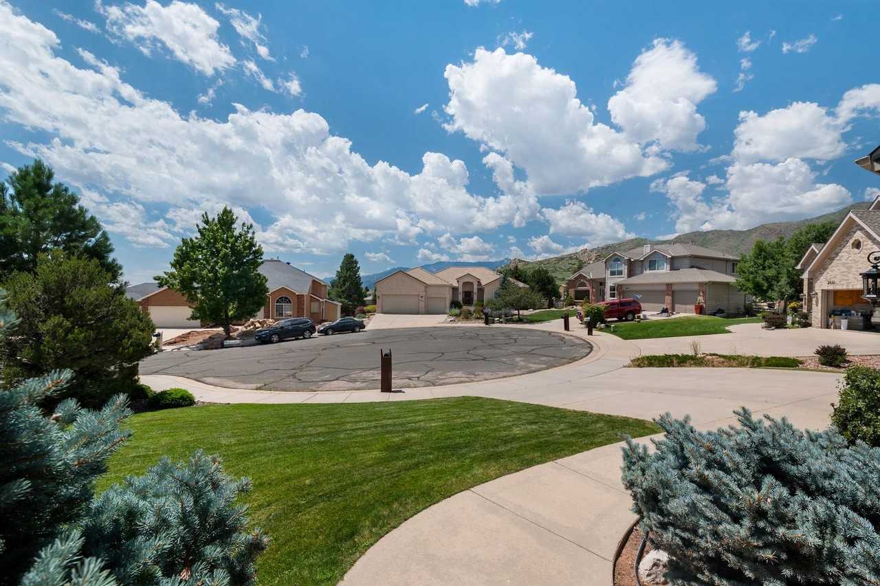 2420 Regal View Ct - Photo 5 of 50