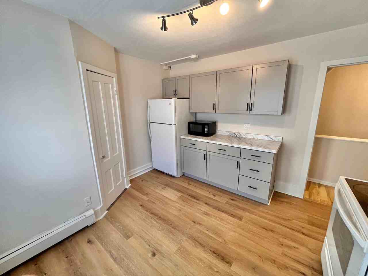 105 Richards Ave #107 - Photo 4 of 17